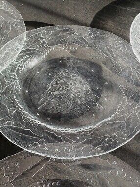 Vintage Arcoroc Holly Tree Glass Salad Plates 7.75" Set of 4 Christmas
